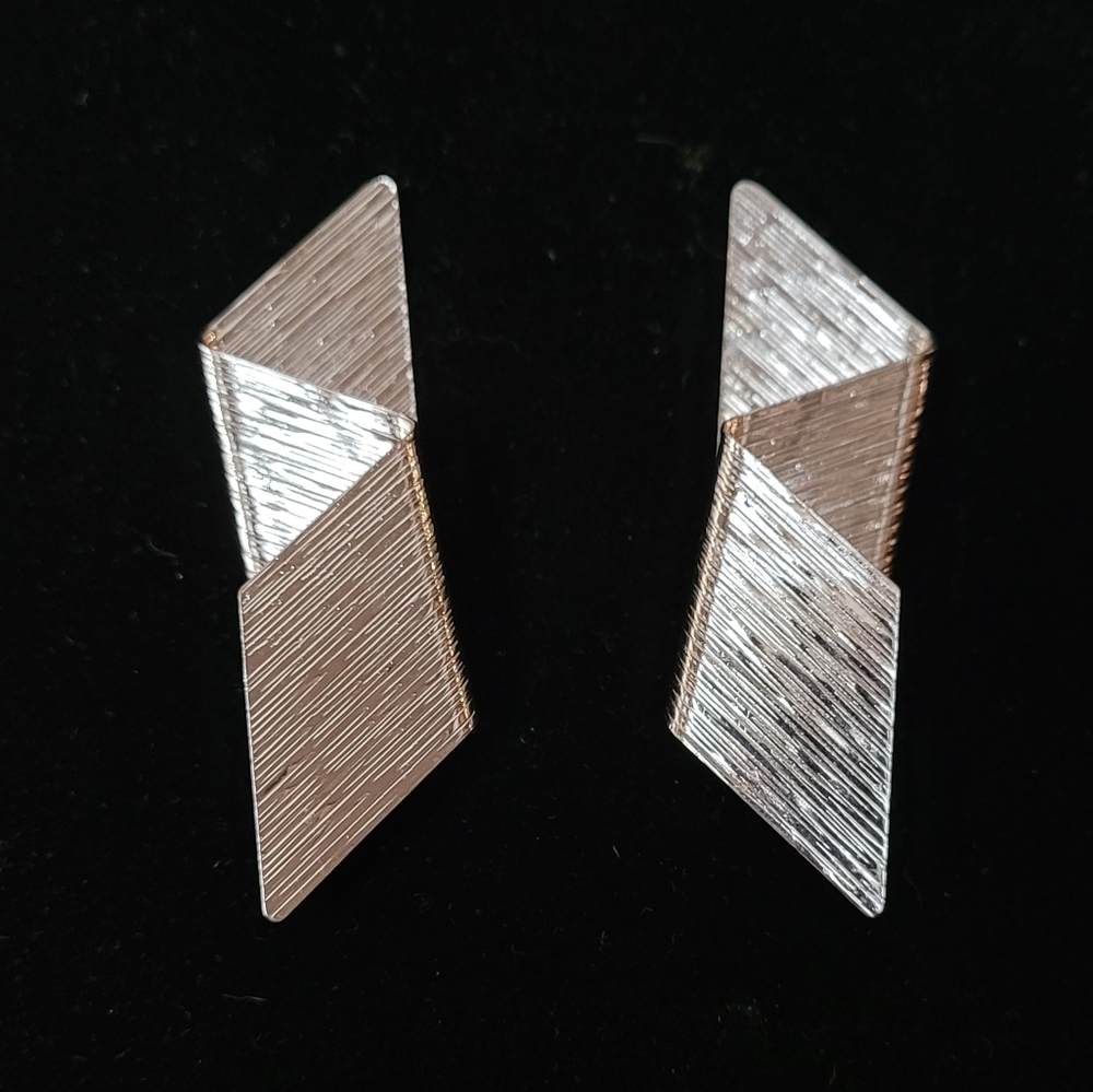 Vintage - Silver Geometric Stud Earrings